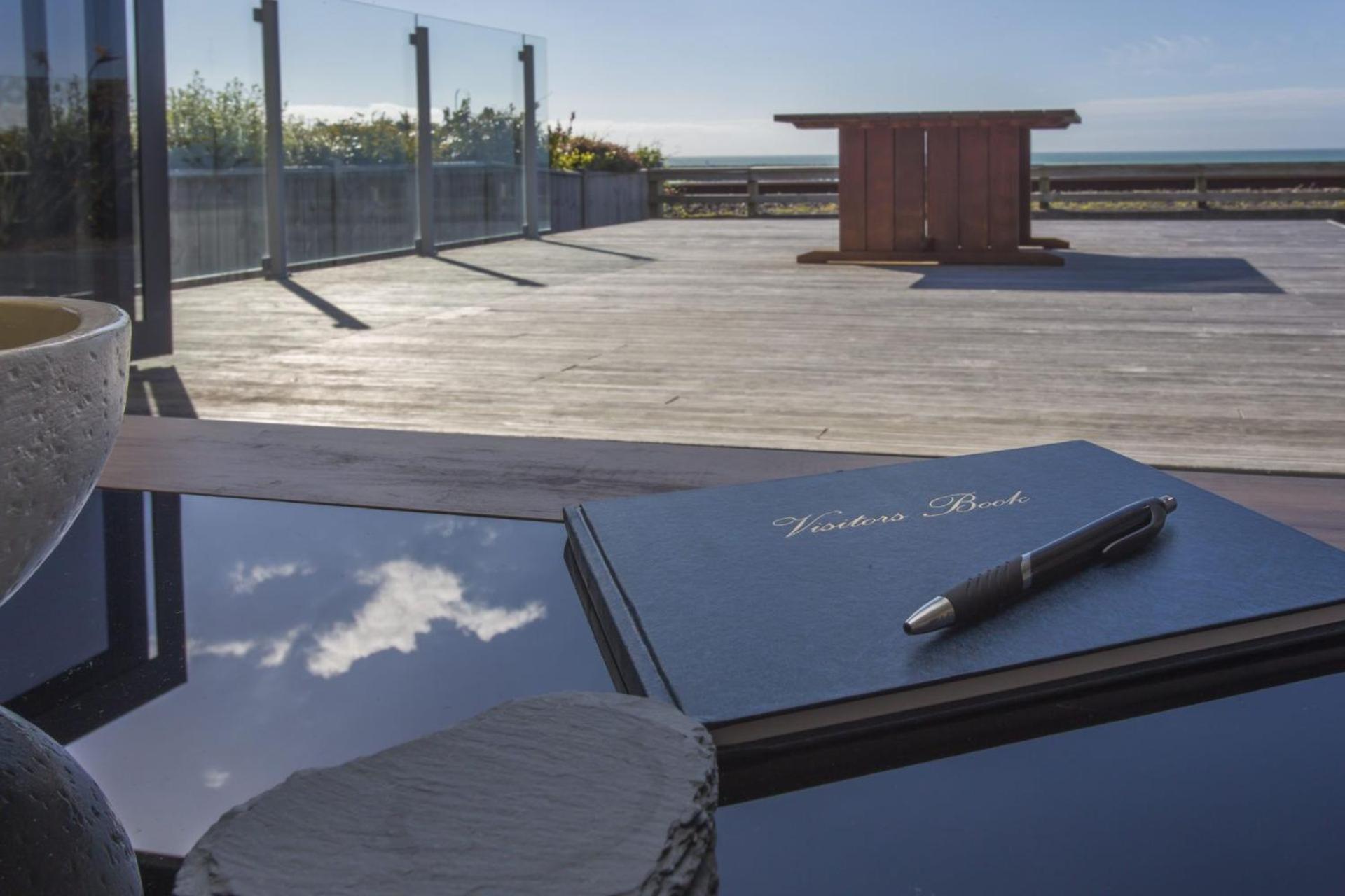 The Waterfront Escape Villa New Plymouth Exterior photo