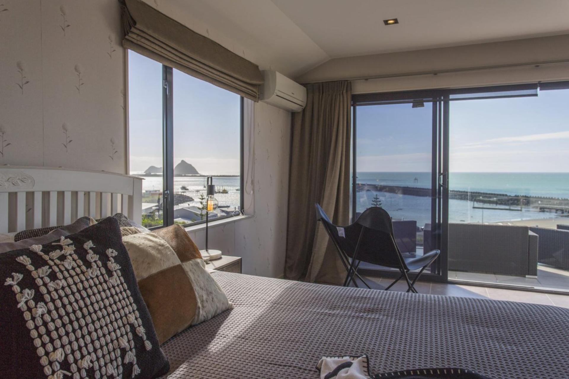 The Waterfront Escape Villa New Plymouth Exterior photo