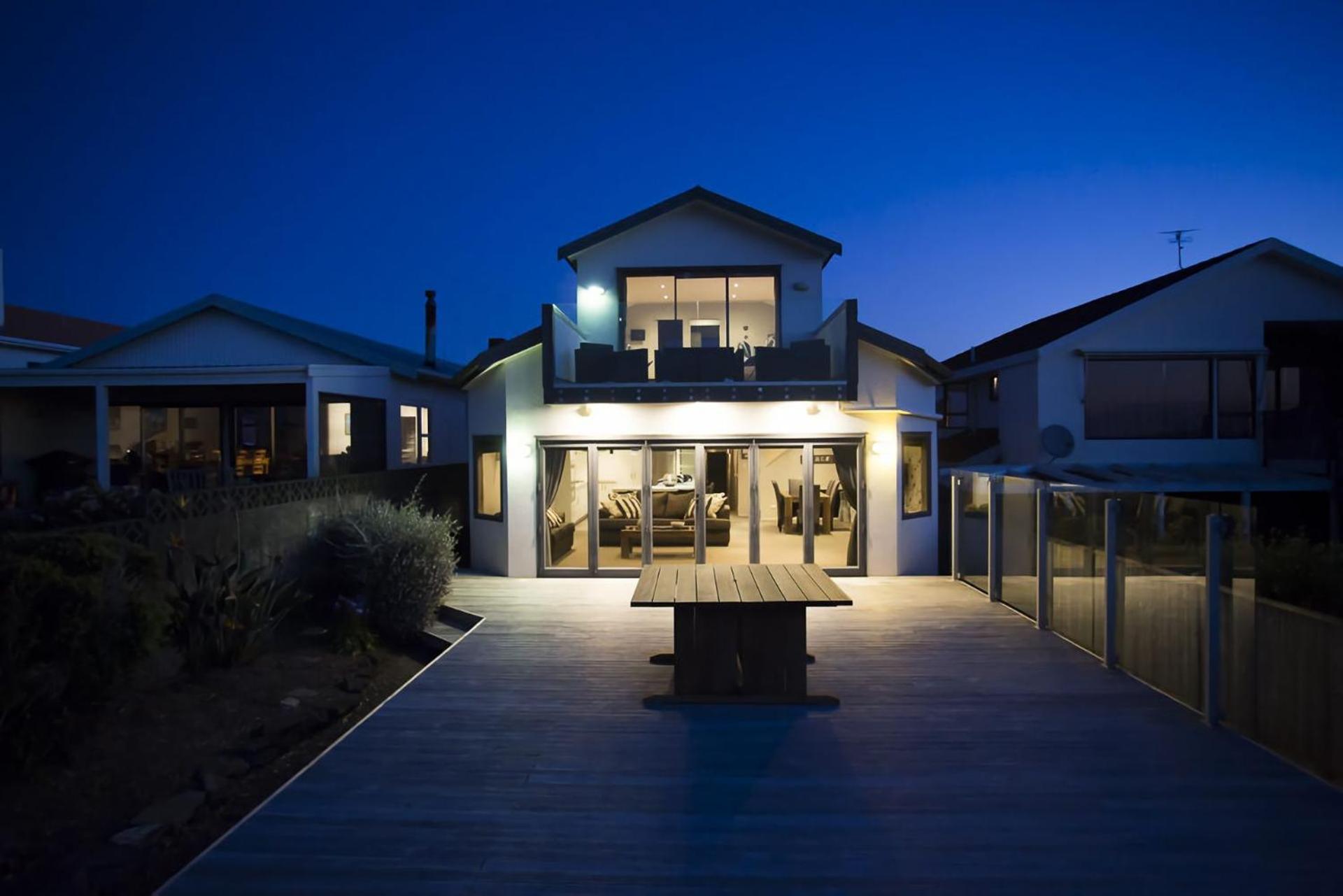 The Waterfront Escape Villa New Plymouth Exterior photo